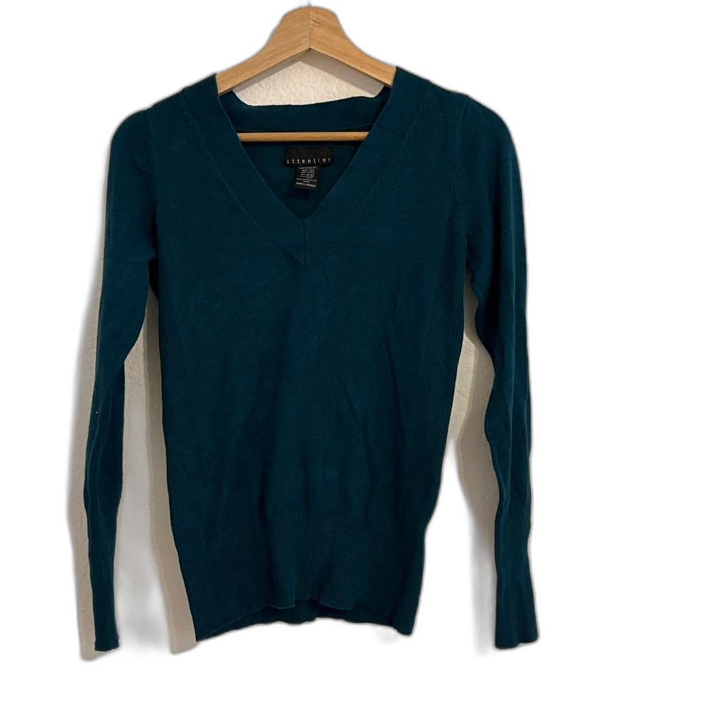 Attention Women's Blue and Green Sweater small
